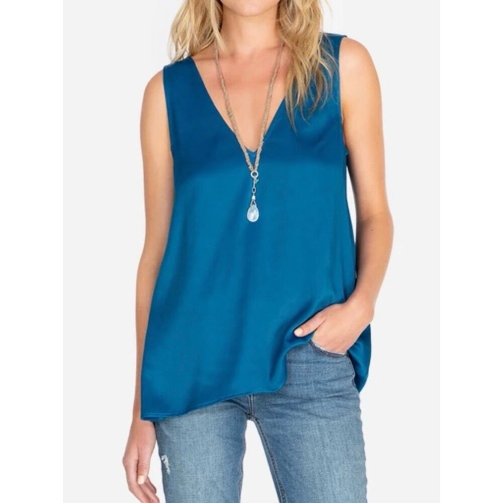 NWT Johnny Was Calme Teal V Neck Satin Tank Top Classic Minimalist Casual